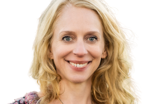 Carola Kirwin Headshot