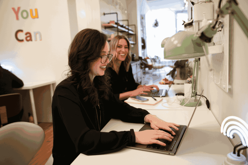 Ama La Vida Coaching Team online learning together.